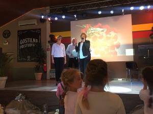 Praznovanje ob osmem marcu in materinskem dnevu 2017 2